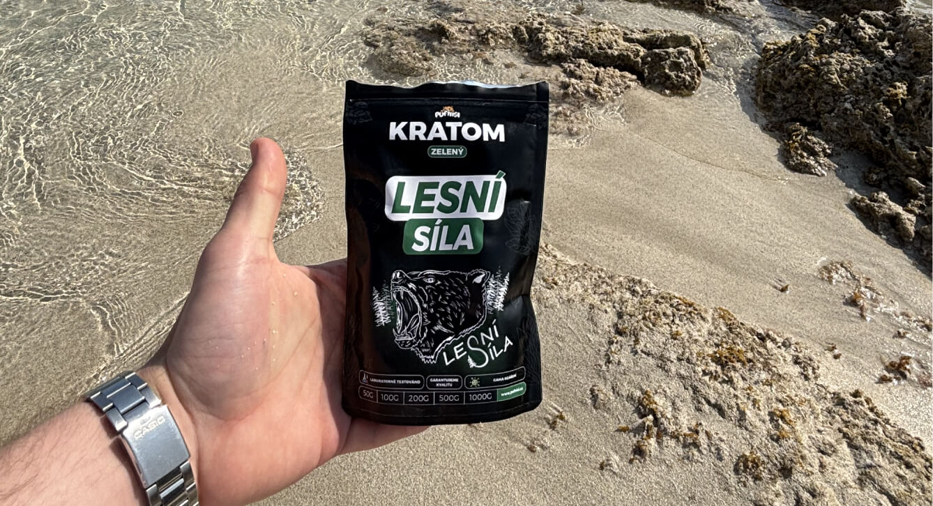 zjistěte správné dávkování kratomu pro bezpečné a efektivní užívání. naučte se, jak přizpůsobit dávky podle vašich potřeb a zkušeností.