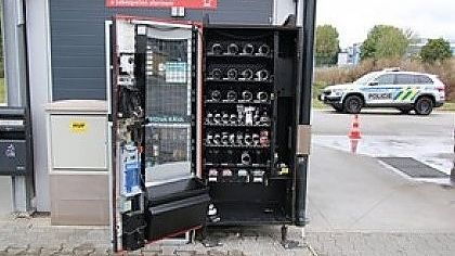 objevte náš kratom automat – rychlý a snadný způsob, jak si zakoupit kvalitní kratom kdykoliv a kdekoliv. bezpečné a diskrétní nákupy 24/7.